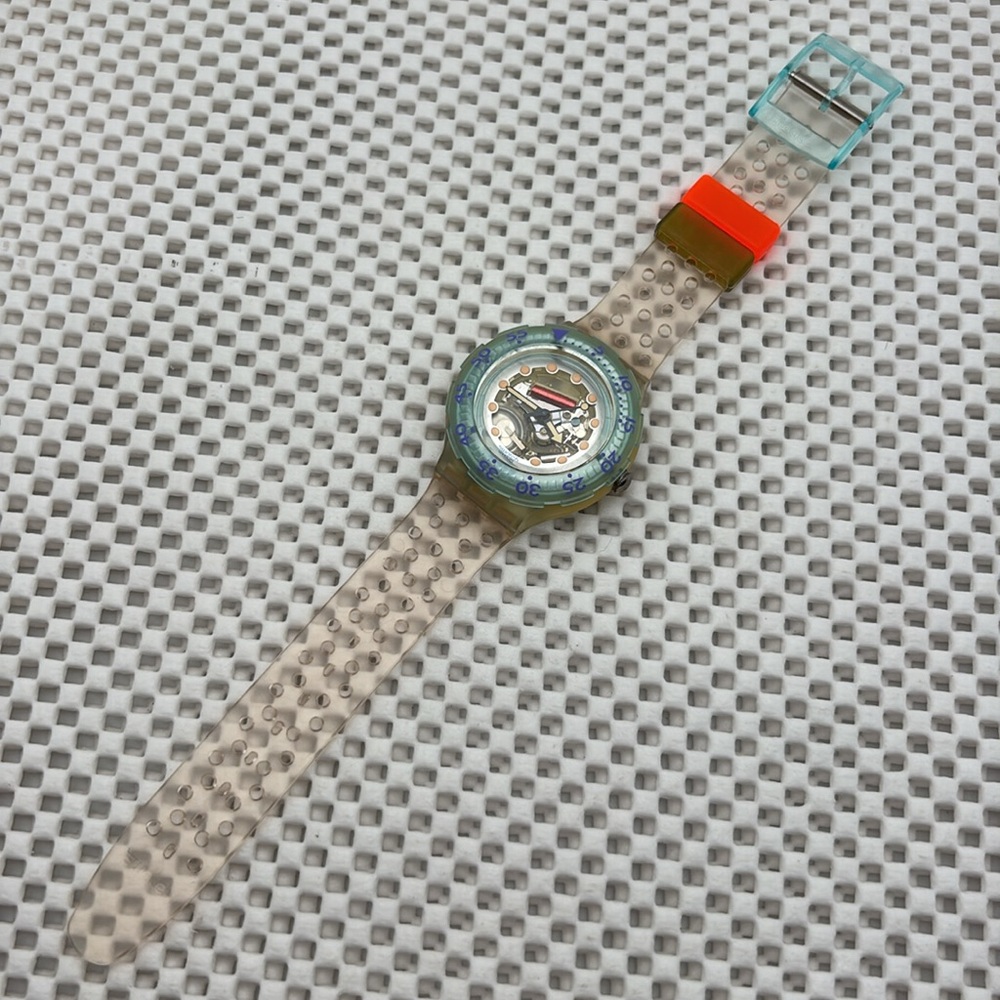 Swatch Watch - SDK104 - JELLY BUBBLES - Picture 2 of 10